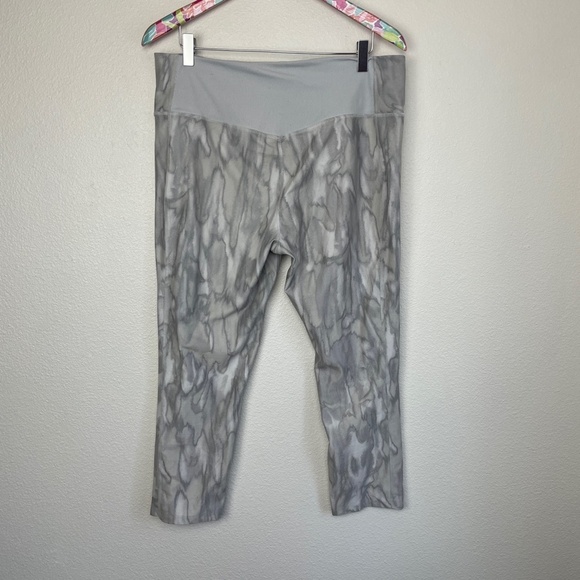 Nike marble crop leggings size XL // 1646 - Picture 6 of 6